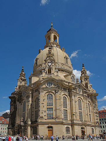 Frauenkirche und Lutherdenkmal Foto 