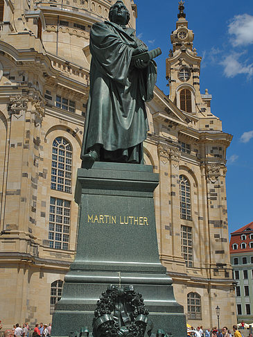 Frauenkirche und Lutherdenkmal