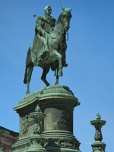 König-Johann-Statue