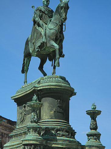 König-Johann-Statue