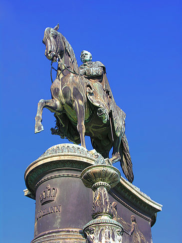 König Johann Denkmal Fotos