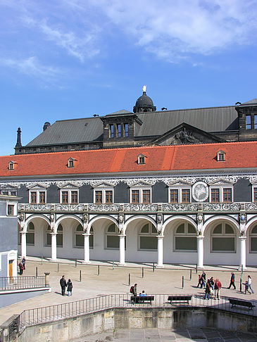 Foto Langer Gang am Stallhof