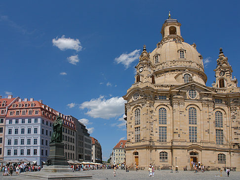 Frauenkirche und Neumarkt Foto 