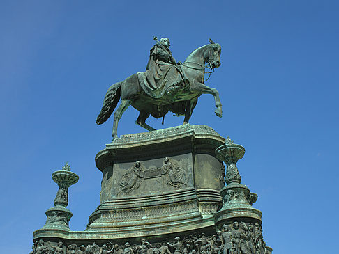 König-Johann-Statue